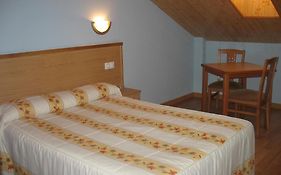 Hotel Reyes De León